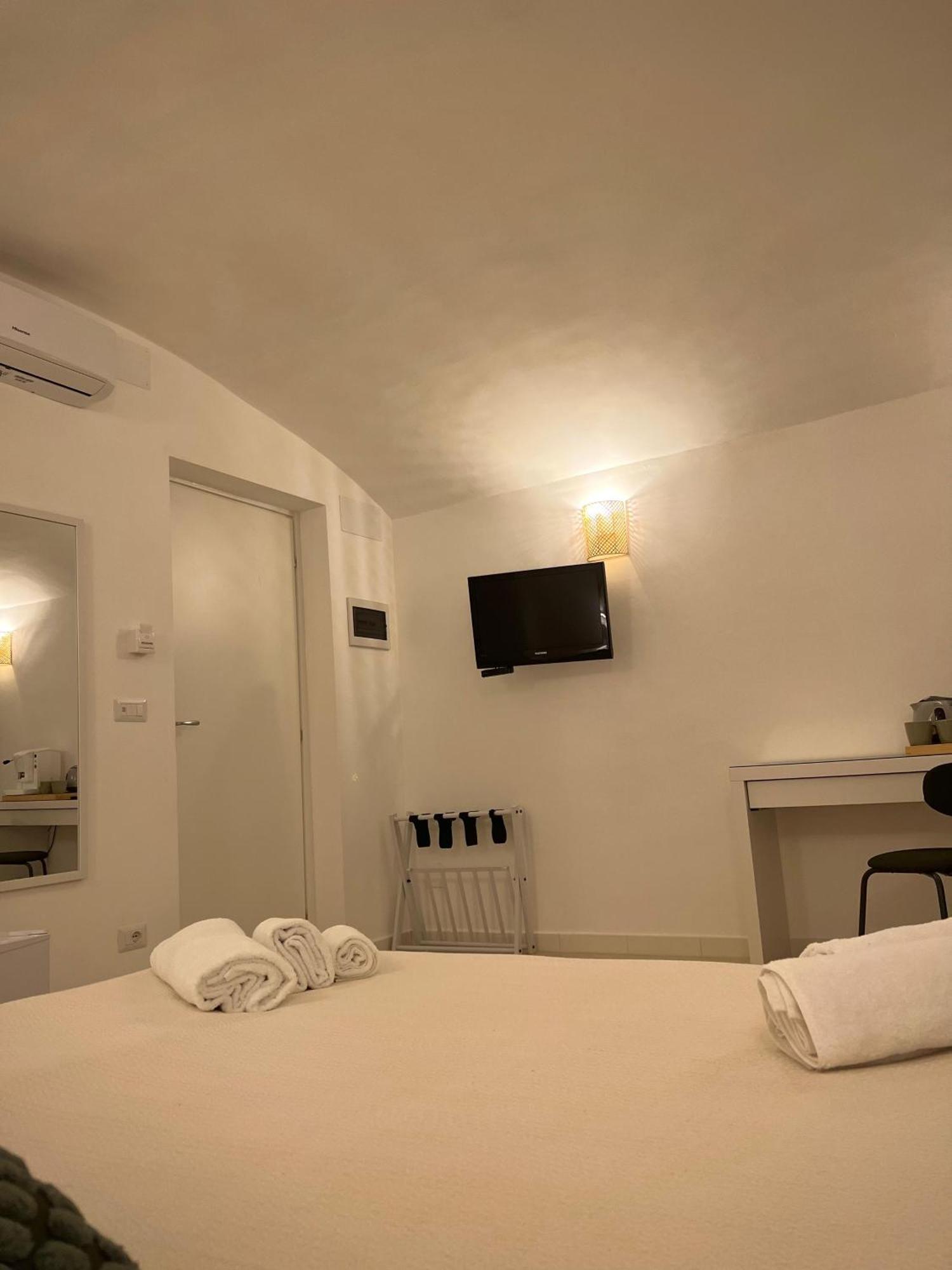 Badri Hotel Bari Ngoại thất bức ảnh
