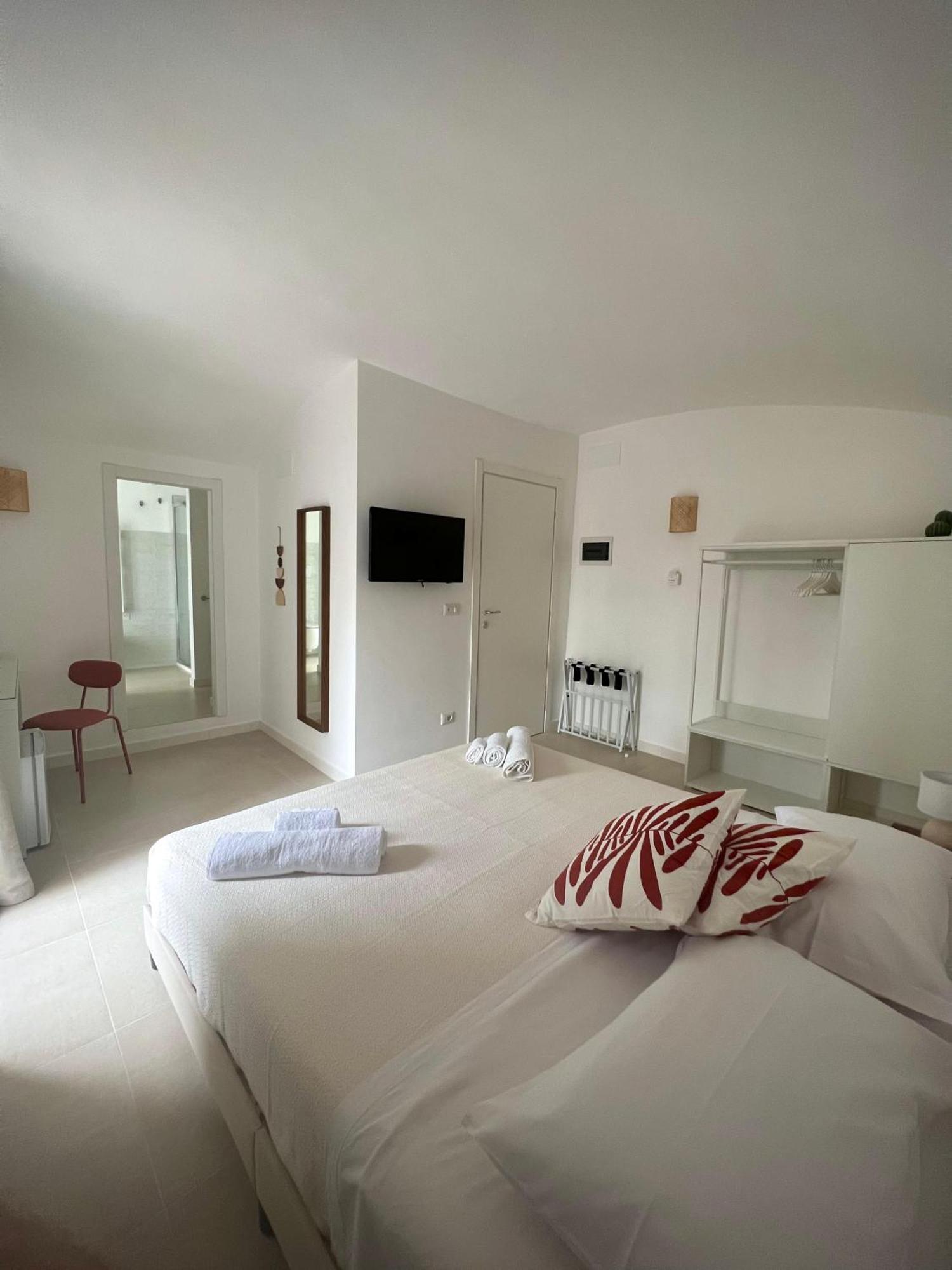Badri Hotel Bari Ngoại thất bức ảnh